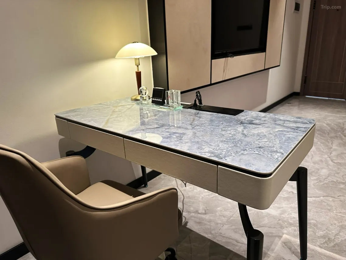 Suite Luxe| Hôtel Eden Kinshasa